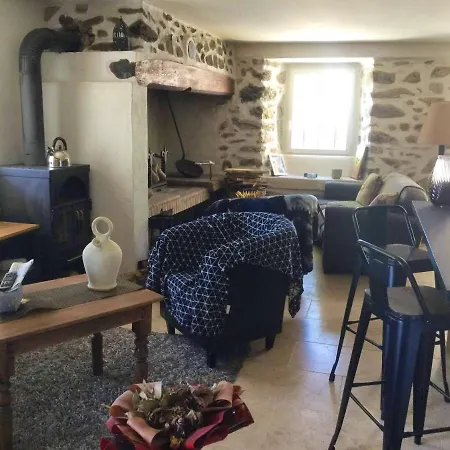 Hébergement de vacances Maison De 3 A A 800 M De La Avec Sauna Et Jardin Clos *