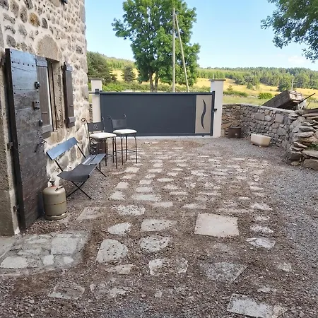 Maison De 3 A A 800 M De La Avec Sauna Et Jardin Clos Hébergement de vacances Lanarce